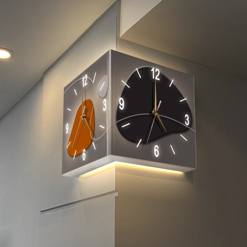 Doppelseitige Eck-Wanduhr